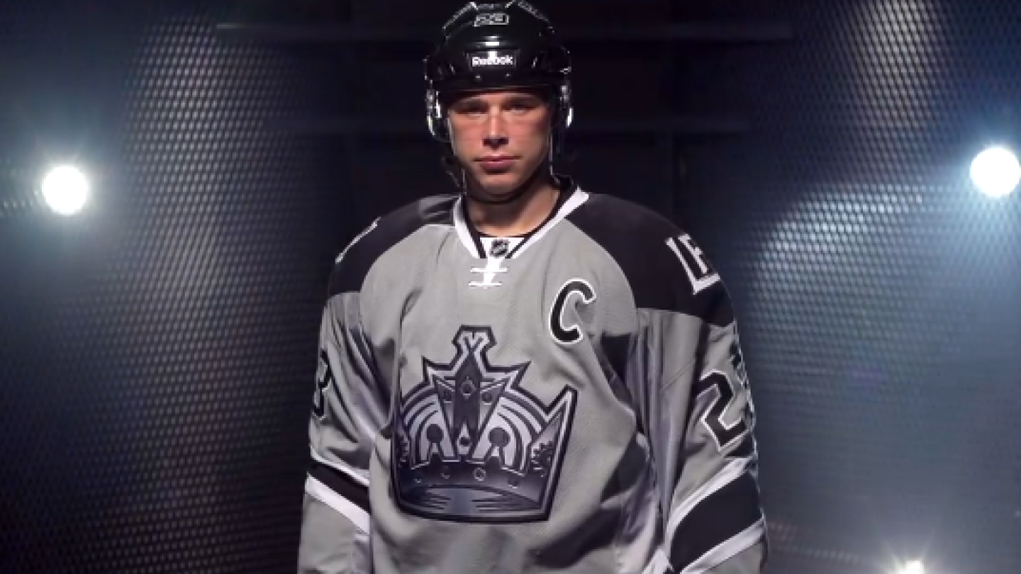 Kings avalanche hot sale stadium series jerseys